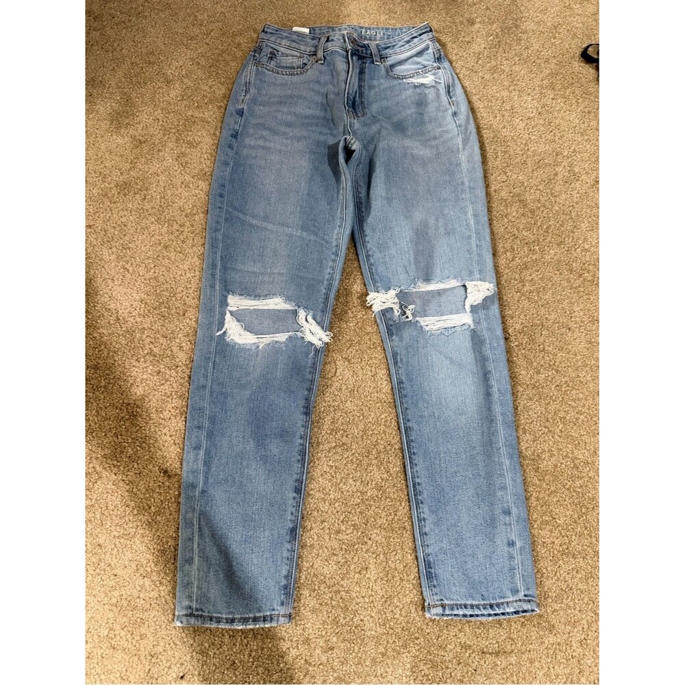 American Eagle Outfitters Light Blue Denim Mom Jeans
